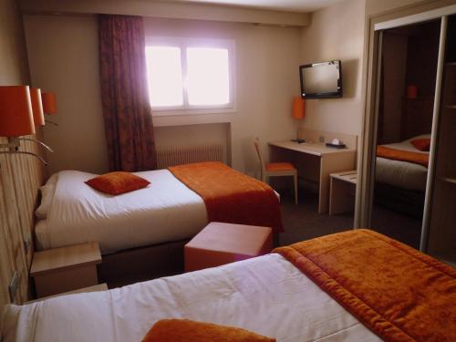 The Originals City Hôtel Rey du Mont Sion Saint-Julien-en-Genevois Sud (Inter-Hotel) - image 3