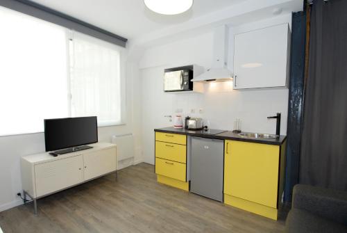 Transparent Marais - image 8