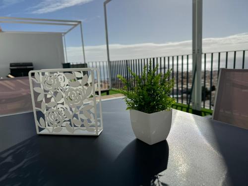 Apartamento Cervantes con terraza y vistas al mar