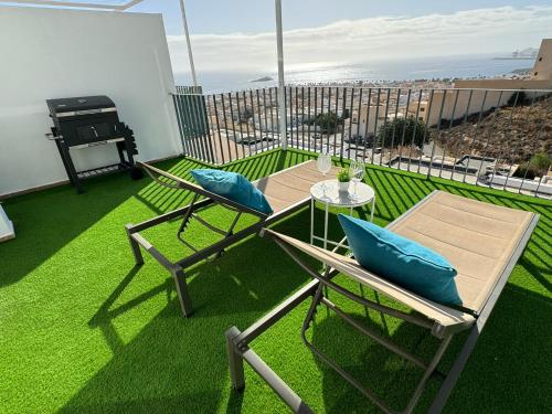 Apartamento Cervantes con terraza y vistas al mar