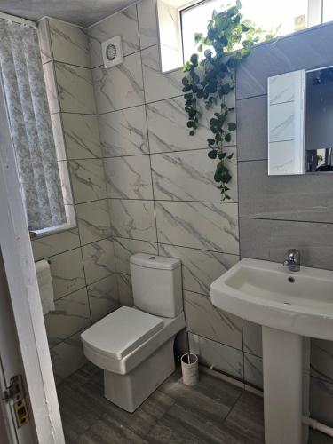 Fife House - Welcome Short Stays Fife House - Welcome Short Stays