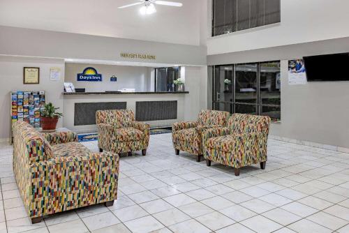 Days Inn by Wyndham Spartanburg Waccamaw in Southern Shops, USA