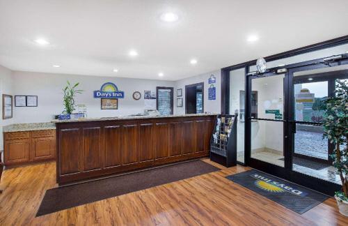 Days Inn by Wyndham Savannah in Savannah, USA