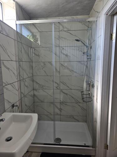 Fife House - Welcome Short Stays Fife House - Welcome Short Stays