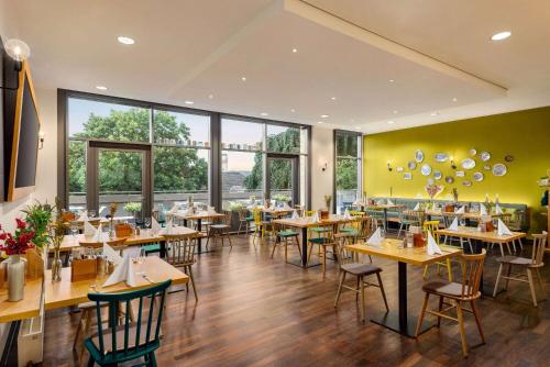 Vienna House Easy by Wyndham Wuppertal