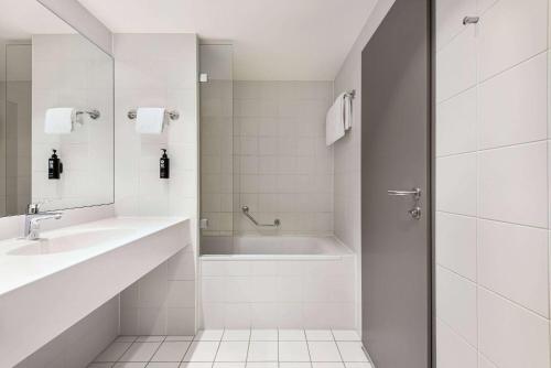 Vienna House Easy by Wyndham Wuppertal