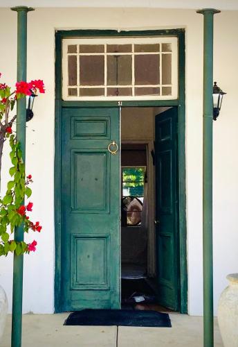 Die Kuierhuis - Central Stay, Local Hosts & Genuine Vibes Die Kuierhuis - Central Stay, Local Hosts & Genuine Vibes