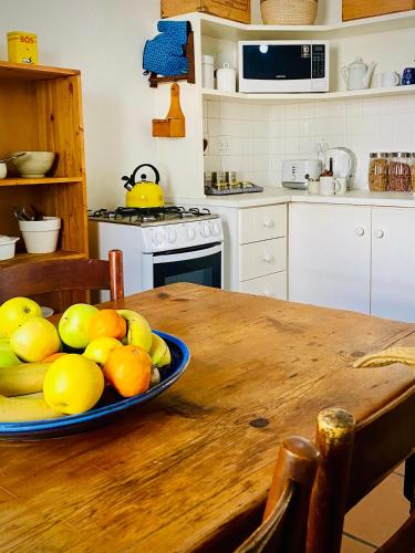 Die Kuierhuis - Central Stay, Local Hosts & Genuine Vibes Die Kuierhuis - Central Stay, Local Hosts & Genuine Vibes