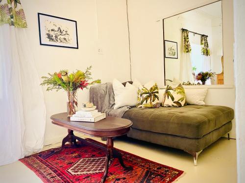 Die Kuierhuis - Central Stay, Local Hosts & Genuine Vibes Die Kuierhuis - Central Stay, Local Hosts & Genuine Vibes