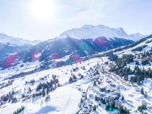 Apartment Tga Stgirat Obergeschoss by Interhome in Riom-Parsonz