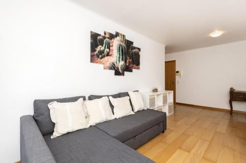 Olaias Design by Homing Olaias Design by Homing