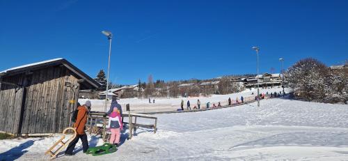 Pools, Sauna und Balkon mit Panoramablick