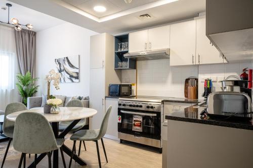 ALH Vacay - The Nook 1 - 2 Bedrooms - Near Metro