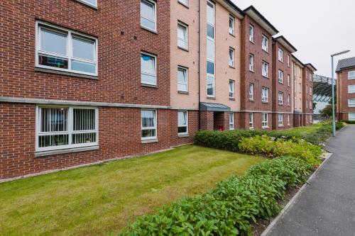 SleepWell Apartments near Celtic Park