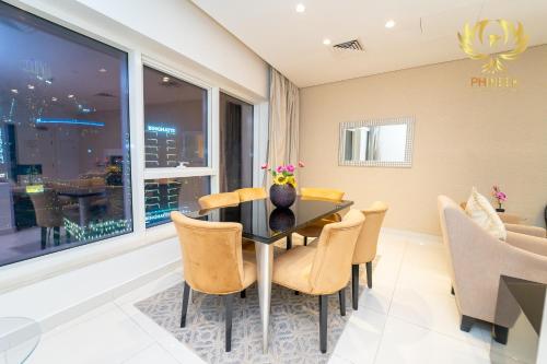 Damac Maison Canal Views Phineek Luxury 2BR Apartment, Dubaj (fotografie 8)