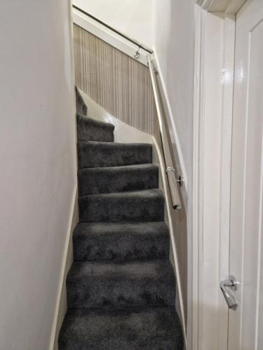 Highfields Living - All Rooms Ensuite- Free Wifi- Free Local Parking, Sheffield (Foto 9)