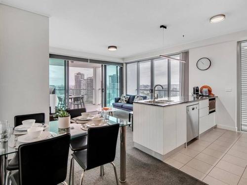 Spectacular River View Apartment Room Type - Two-Bedroom Apartment