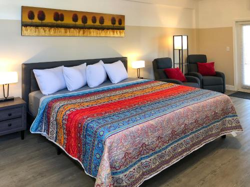 TriLuxe Inn & Studios, Fort Myers