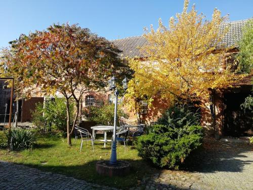 Ehemalige Bibliothek Apartment für 2 mit Küche Kamin Netflix Parken und Hofladen