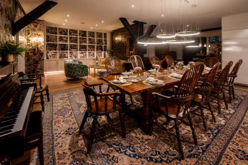 ห้องอาหาร, SCHLOSSRESIDENZ - Boutique Apartments & Hotel Suiten in การ์บเซิน