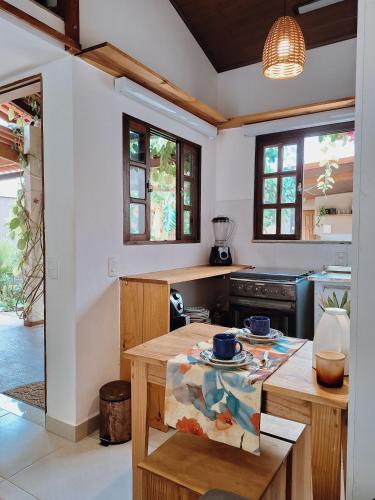 Casa rústica prox praias piscina aquecida e sauna (Casa rustica prox praias piscina aquecida e sauna) in Fundao