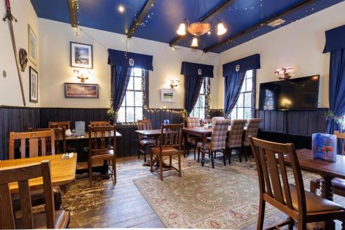 餐廳, 鄉村旅館 (Village Inn) in 阿羅查