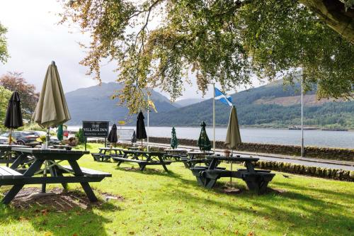 花園, 鄉村旅館 (Village Inn) in 阿羅查