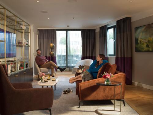 The Guardsman - Preferred Hotels and Resorts - image 2