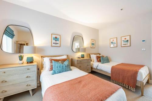 Porth Beach Villa Porth Beach Villa