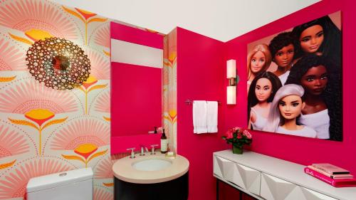 Barbie Themed Two-Bedroom King Suite - Gold Lounge Access