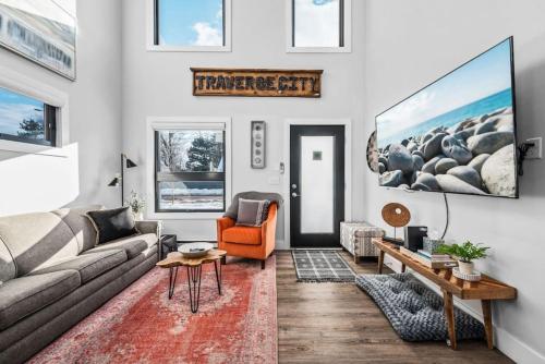 Stella Boona Loft Traverse close to Trail and beach in Traverse City, USA