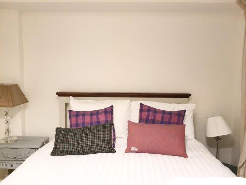 Edinburgh 2-Bedroom Cottage with Parking - Ground Floor, Edimburgo (foto 8)