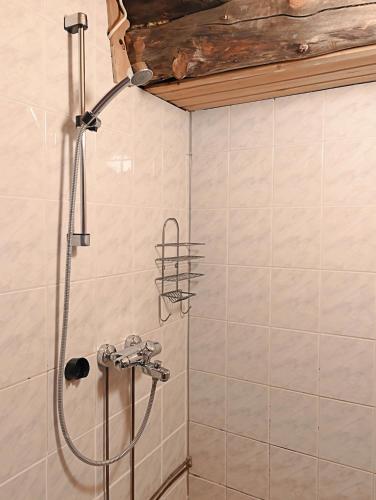 Studio Apartment image 5