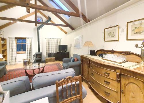 Edinburgh 2-Bedroom Cottage with Parking - Ground Floor, Edimburgo (foto 2)