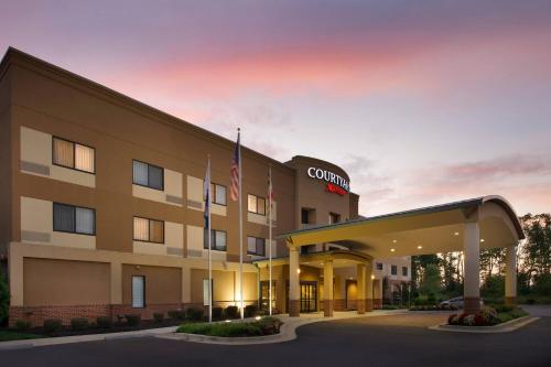 Courtyard by Marriott Waldorf - Hotel