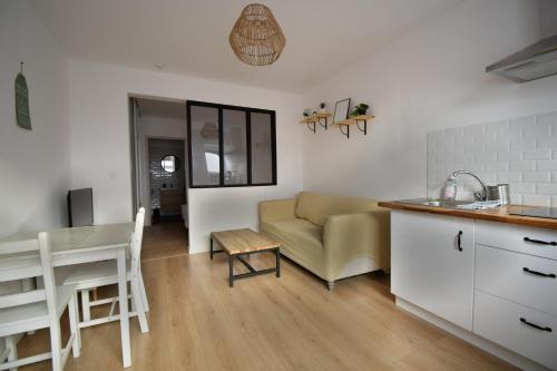 Appartement cosy à 50 m de la plage et du port - Location saisonnière - Mèze