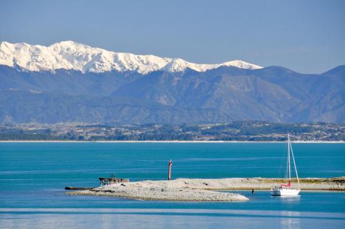 View, Sea Quest Apartment in Nelson