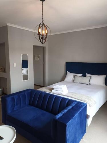 Budget-Friendly & Cozy Haven by BK Hospitable, Midrand