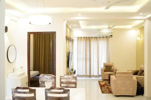 . Harmony Haven - Luxurious 3 BHK Haven for All