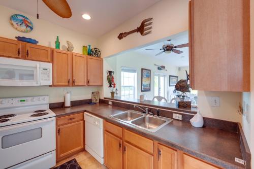Waterfront Key West Oasis with Float Dock! in Key West, USA