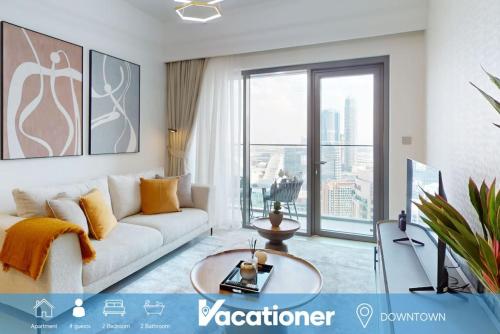 Vacationer Holiday Homes I Elegant 2 Bed with City Views I Walk to Dubai Mall & Burj Khalifa I Downtown, Dubaï