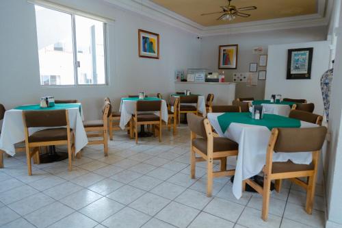 Restaurant, Hotel Zacatecas Courts in Zacatecas