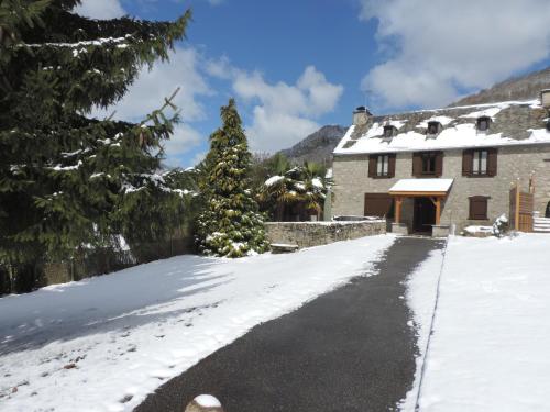 Gîte d'AURE. Classé en meublé 4 étoiles. - Location saisonnière - Cazaux-Debat