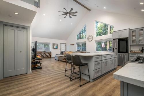 Entire Villa in Sierra Mountains in Colfax (CA)