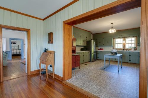 Historic Raphine Retreat Near Brownsburg Village! in Raphine, USA