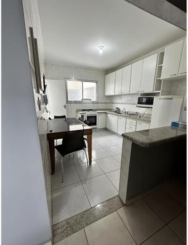 AP Aconchegante a 60 Metros da Praia, vista mar 302 in โซเลมาร์