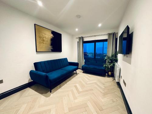 Amazing Sea View I New Morden Three Bedroom Flat I Super Central Location