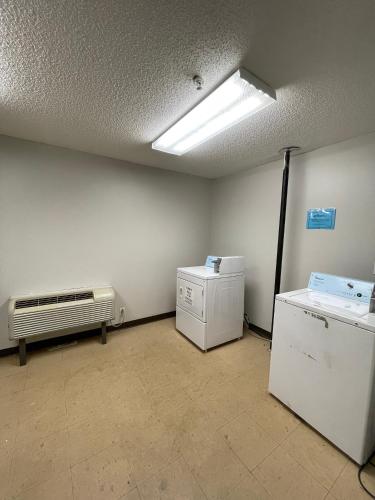 High Falls Inn & Suites in Stockbridge (GA)