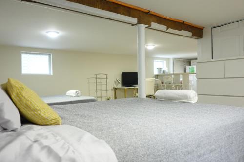 Best EWR Airport Studio-Hot Tub-Free Parking