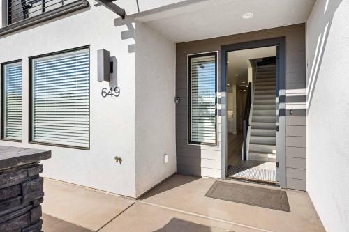 Sunsets and Sandcastles townhouse - image 9